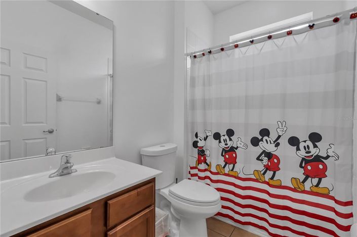 Image No.22-6 Bed Property for sale