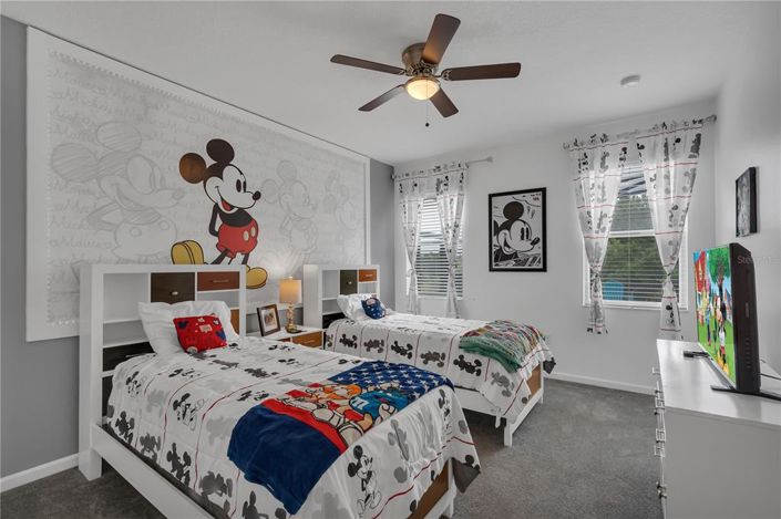 Image No.23-6 Bed Property for sale