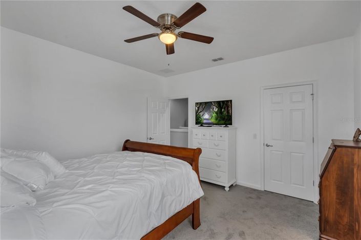 Image No.26-6 Bed Property for sale