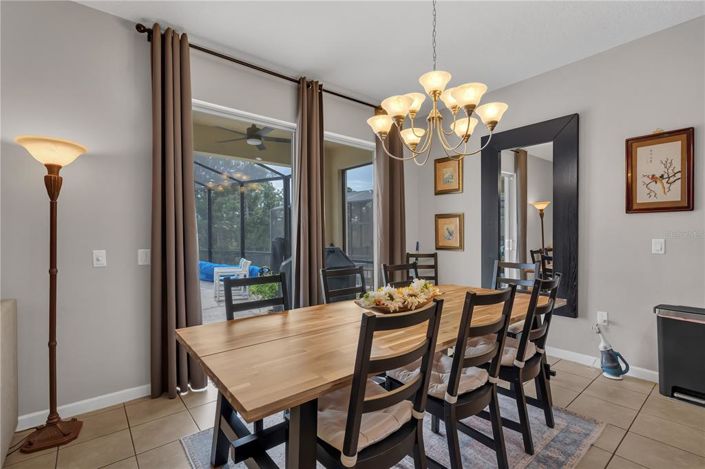 Image No.8-6 Bed Property for sale