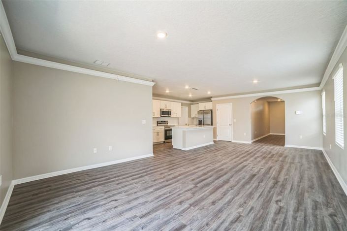 Image No.14-5 Bed Property for sale