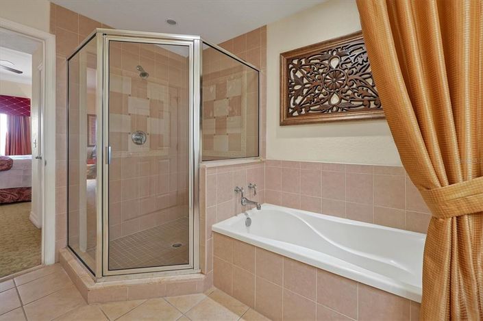 Image No.26-3 Bed Property for sale