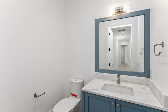 Image No.37-5 Bed Property for sale