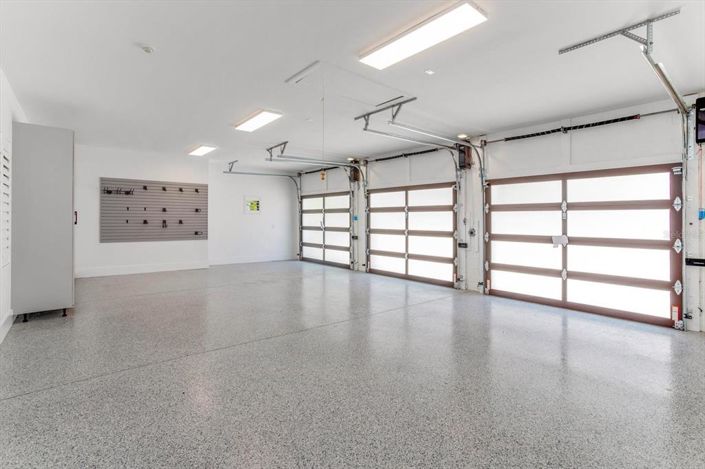 Image No.44-5 Bed Property for sale