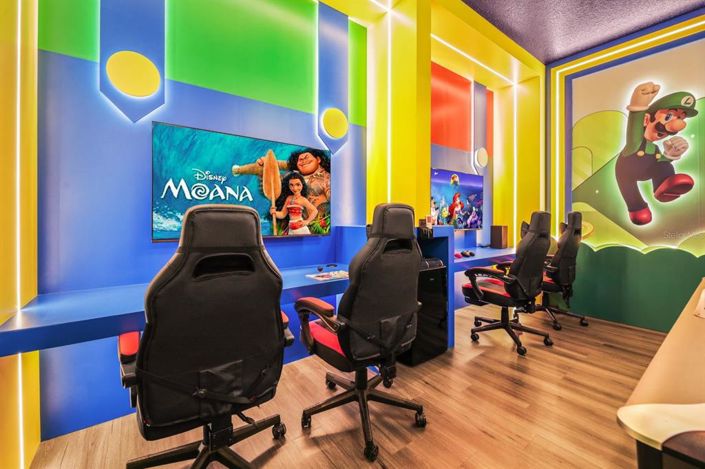 Image No.45-5 Bed Townhouse for sale