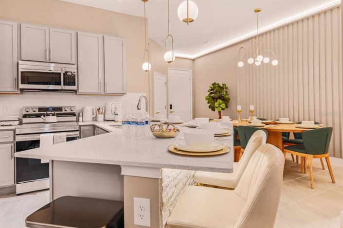 Image No.9-5 Bed Townhouse for sale