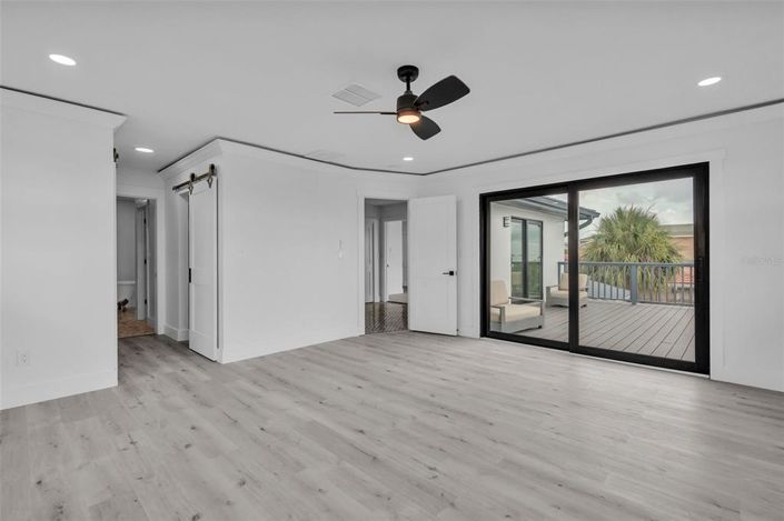 Image No.15-4 Bed Property for sale