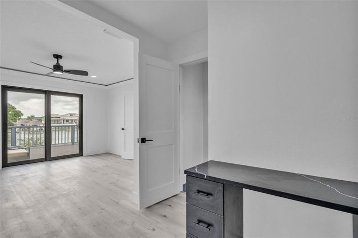 Image No.37-4 Bed Property for sale