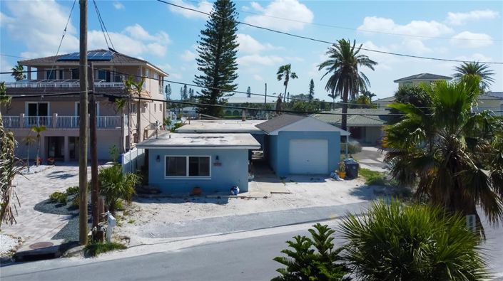 Image No.2-4 Bed Property for sale