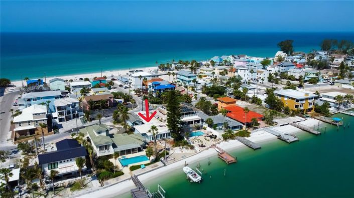 Image No.4-4 Bed Property for sale