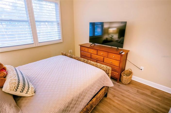 Image No.23-3 Bed Property for sale