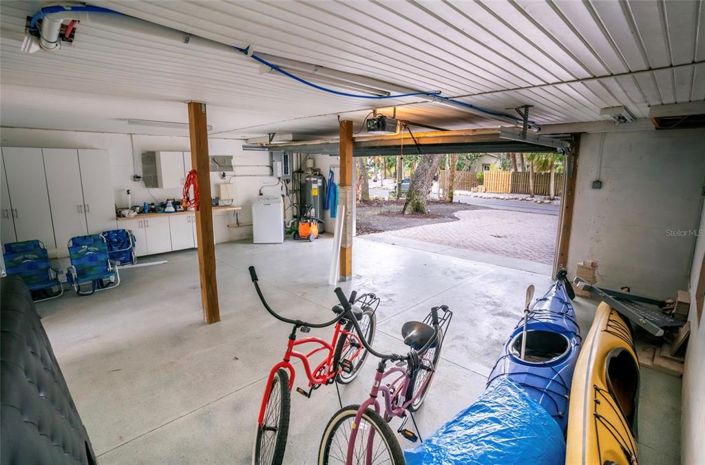 Image No.26-3 Bed Property for sale