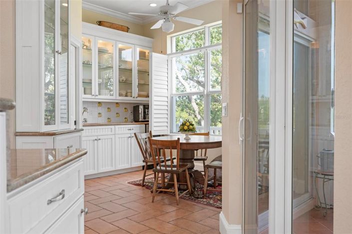 Image No.30-3 Bed Property for sale