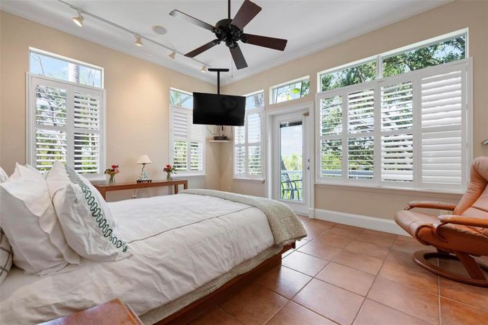 Image No.34-3 Bed Property for sale