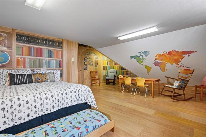 Image No.39-3 Bed Property for sale