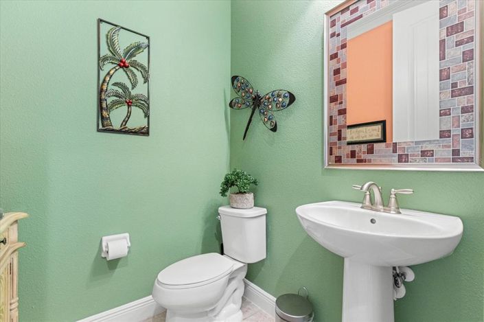 Image No.13-5 Bed Property for sale