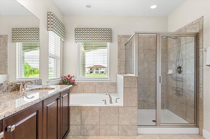 Image No.27-5 Bed Property for sale