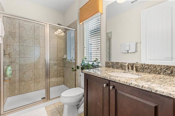 Image No.33-5 Bed Property for sale