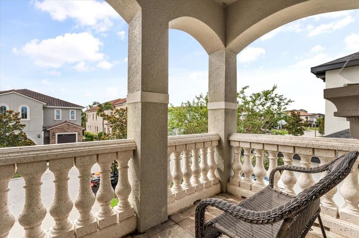 Image No.39-5 Bed Property for sale