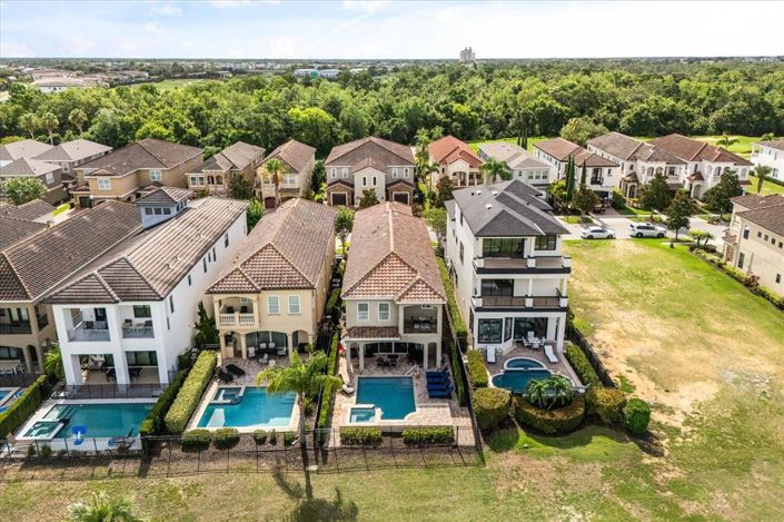 Image No.49-5 Bed Property for sale