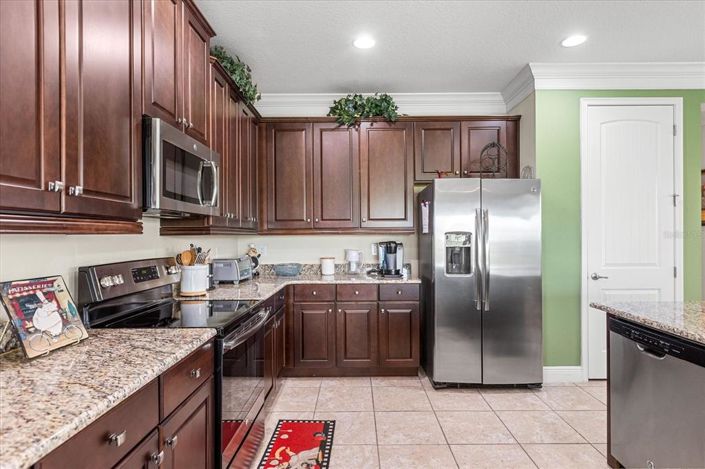 Image No.7-5 Bed Property for sale