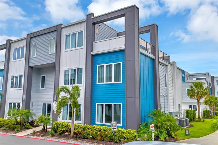 Image No.1-3 Bed Property for sale