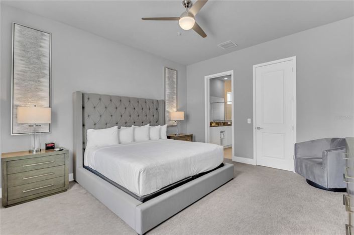 Image No.20-3 Bed Property for sale