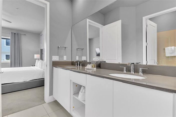 Image No.24-3 Bed Property for sale