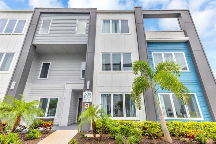 Image No.28-3 Bed Property for sale