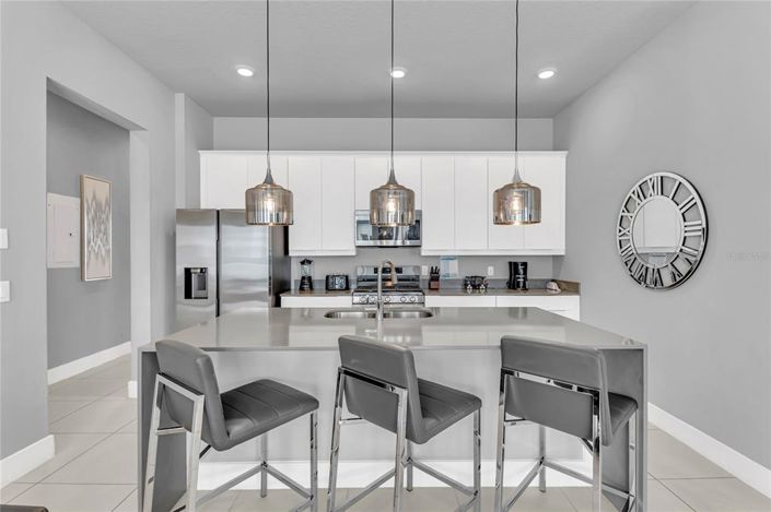 Image No.9-3 Bed Property for sale