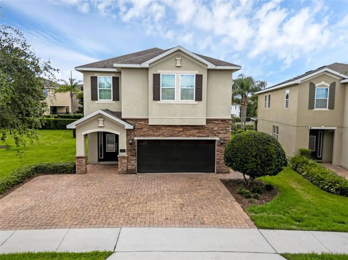 Image No.27-8 Bed Property for sale