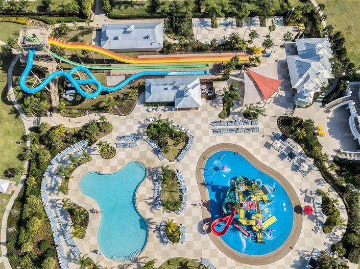 Image No.56-8 Bed Property for sale