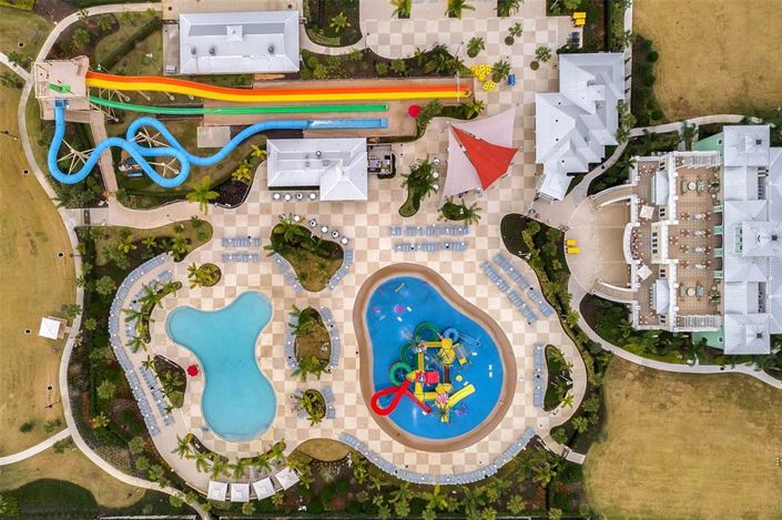 Image No.58-8 Bed Property for sale