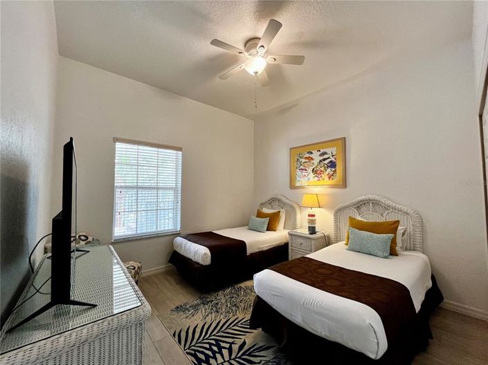 Image No.12-3 Bed Property for sale