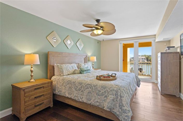 Image No.14-3 Bed Property for sale