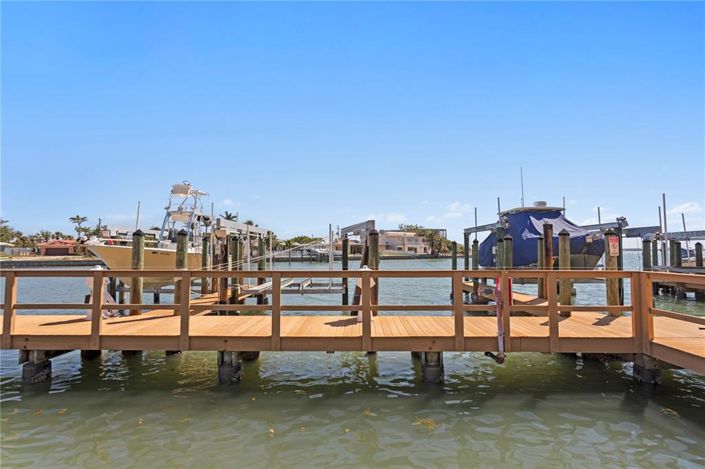 Image No.27-3 Bed Property for sale