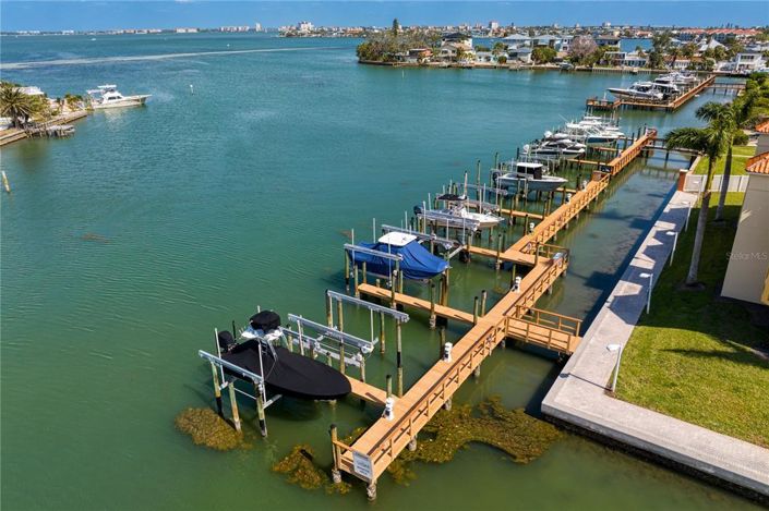 Image No.3-3 Bed Property for sale