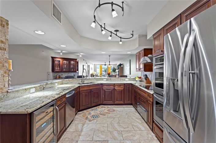 Image No.6-3 Bed Property for sale