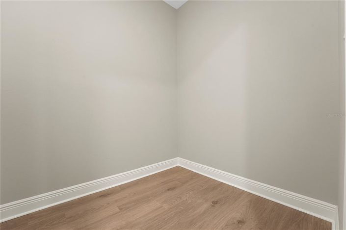 Image No.11-6 Bed Property for sale