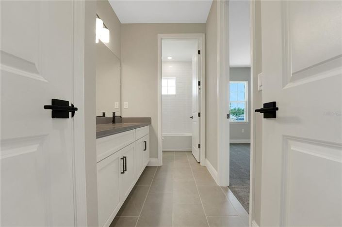 Image No.18-6 Bed Property for sale