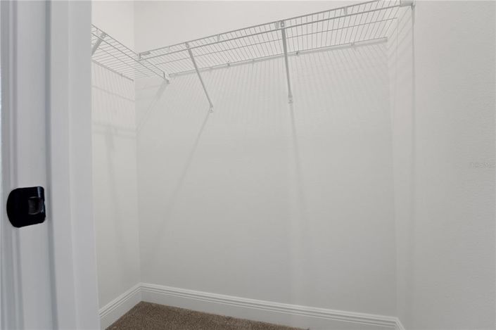 Image No.19-6 Bed Property for sale