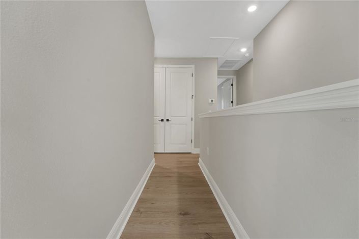 Image No.24-6 Bed Property for sale