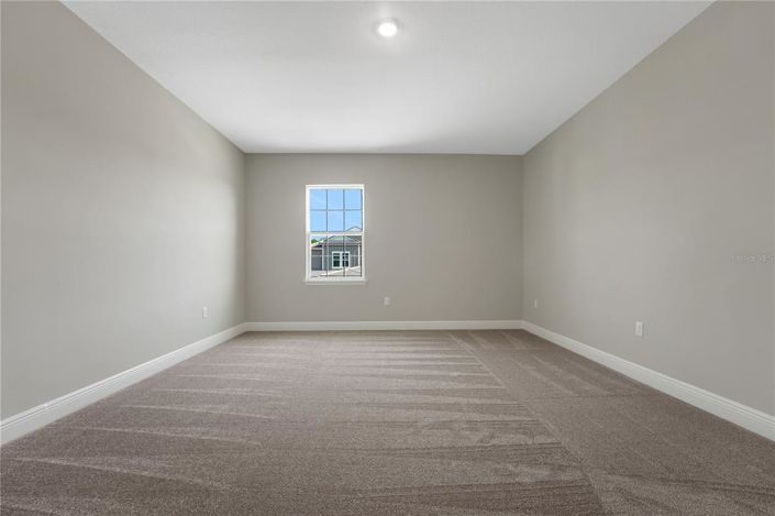 Image No.28-6 Bed Property for sale