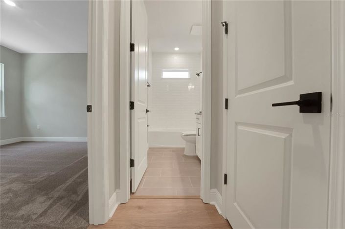 Image No.7-6 Bed Property for sale