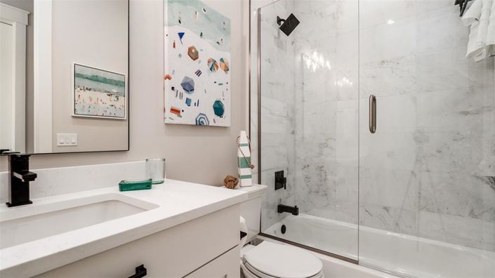 Image No.28-5 Bed Property for sale