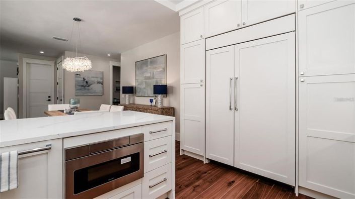 Image No.9-5 Bed Property for sale