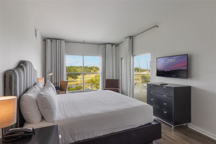 Image No.20-2 Bed Property for sale