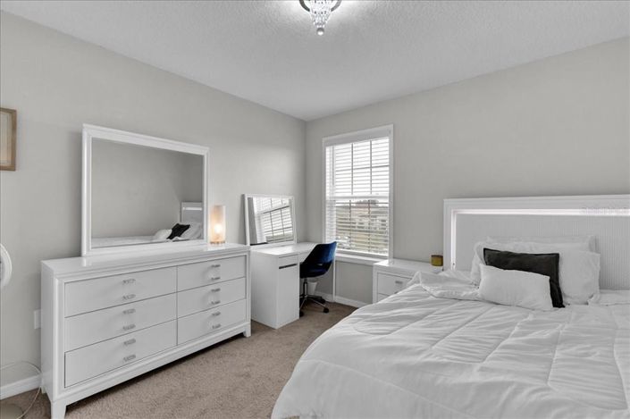 Image No.16-4 Bed Property for sale