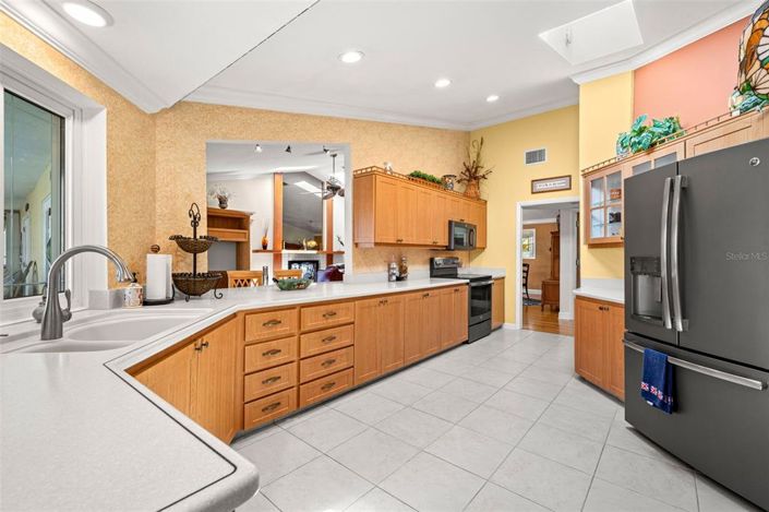 Image No.13-4 Bed Property for sale