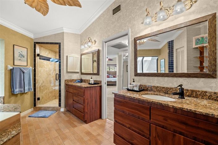 Image No.16-4 Bed Property for sale